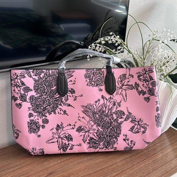 NWT - Victoria's Secret Large Pink and Black Floral Tote - Picture 4 of 4